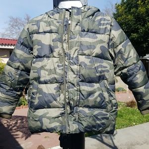 Boy's Puffer Rainjacket Crazy8 sz 5-6